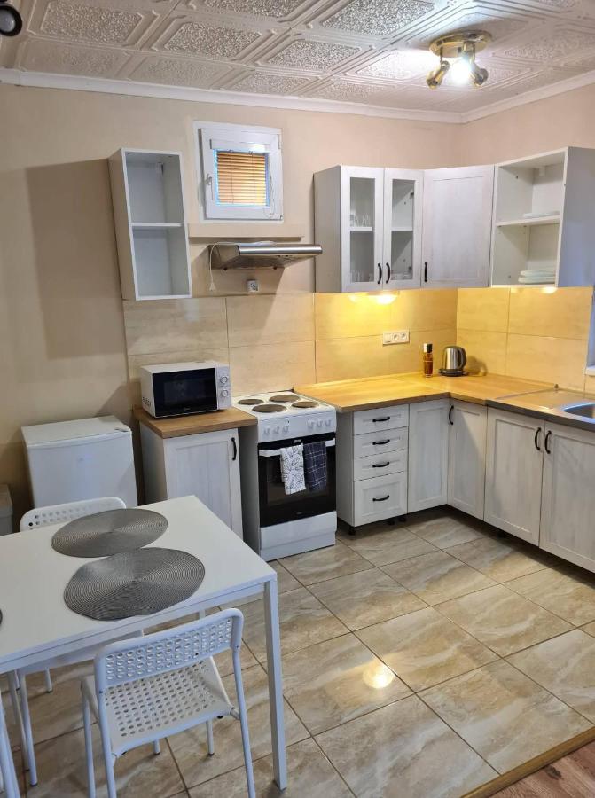 Cosy Vacation House In The Village Вельки-Медер Экстерьер фото